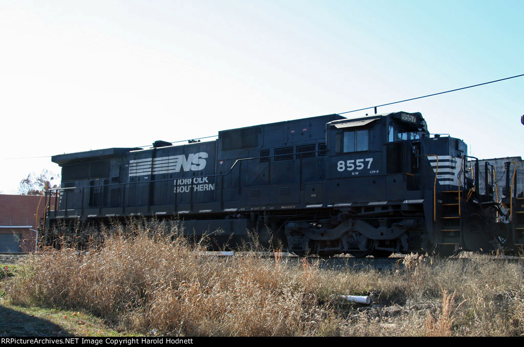 NS 8557